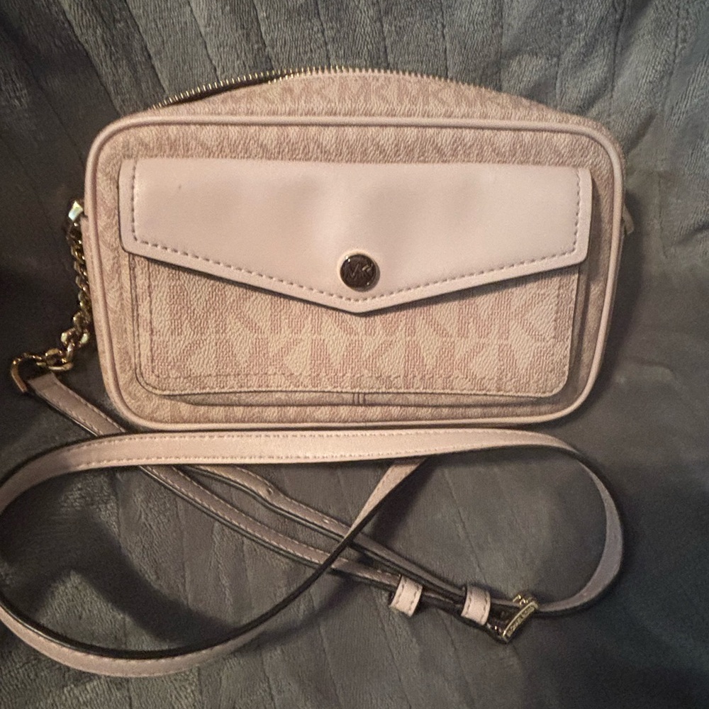 Michael Kors Light Pink Crossbody Bag